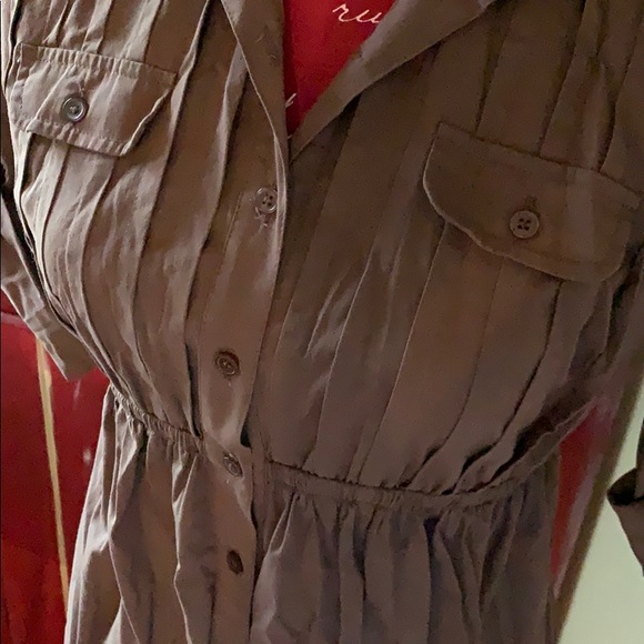 A Pea In The Pod Maternity Dress! - Picture 5 of 8